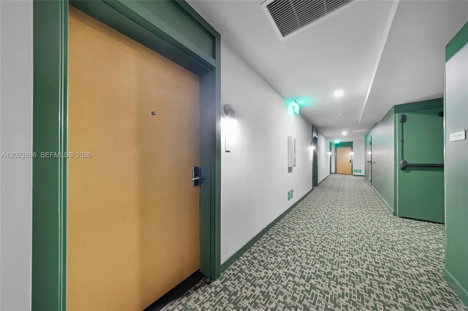11 NE 6th St # 2310, Miami FL 33132 photo 2