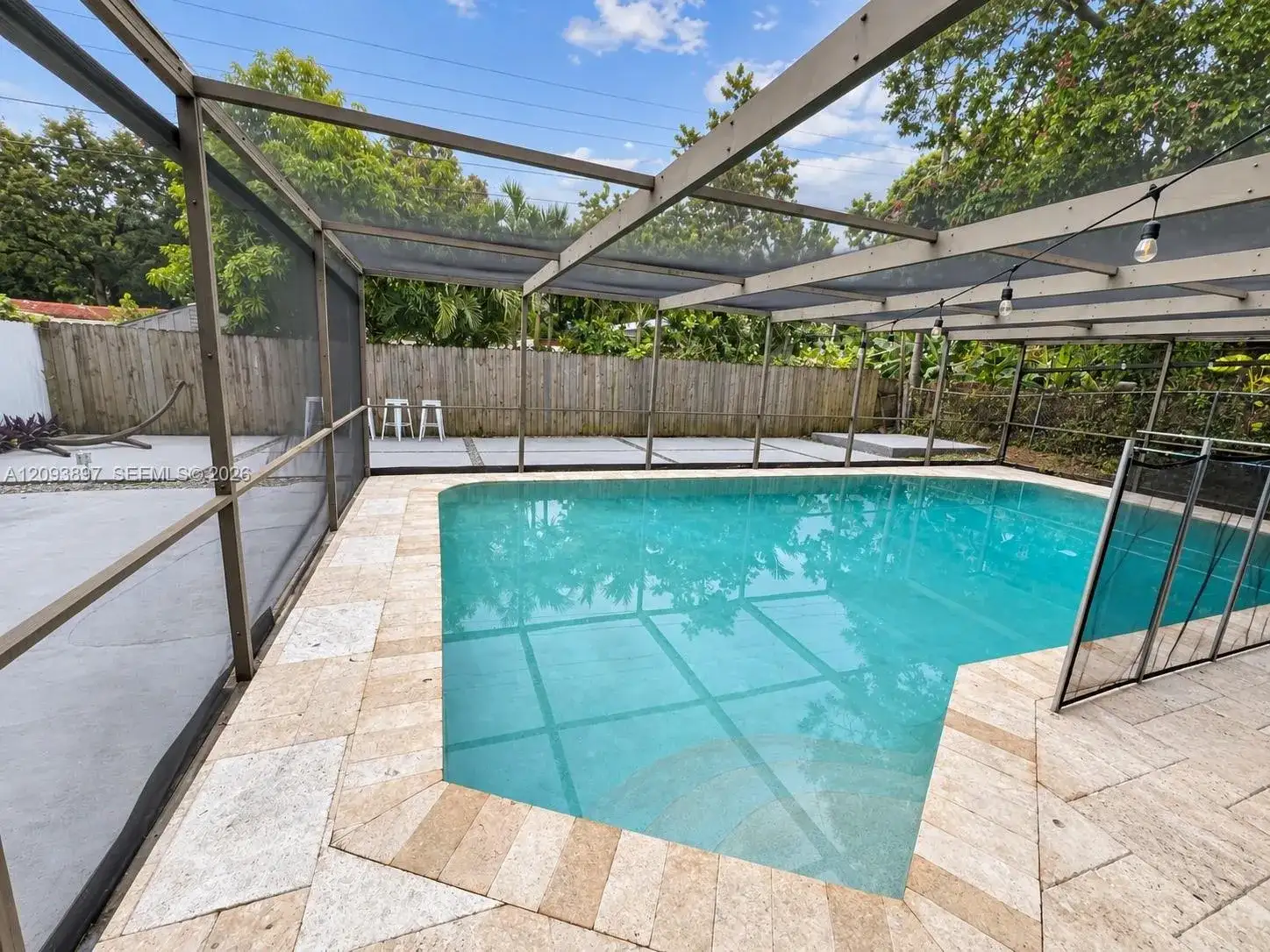 5714 Greene St, Hollywood FL 33021 photo 2