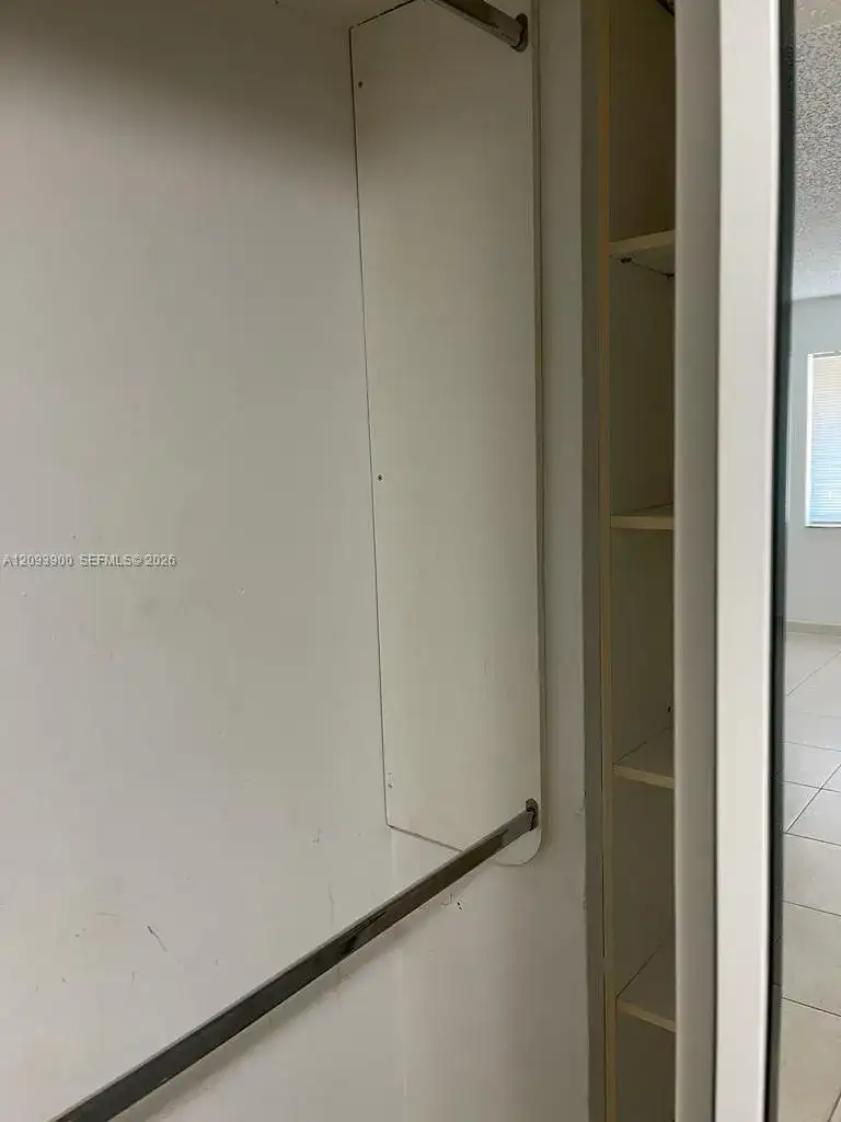 724 NE 4th St # 8, Hallandale Beach FL 33009 photo 5
