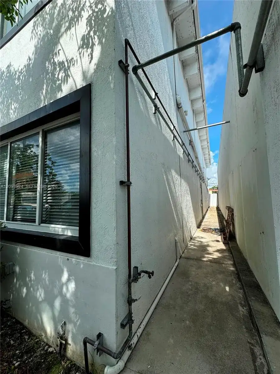 7142 NE 2nd Ave, Miami FL 33138 photo 3