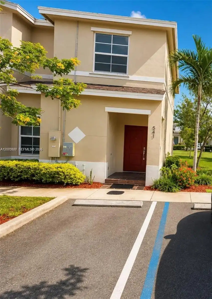541 NE 5Th Ter N 5 Th Ter # 541, Florida City FL 33034