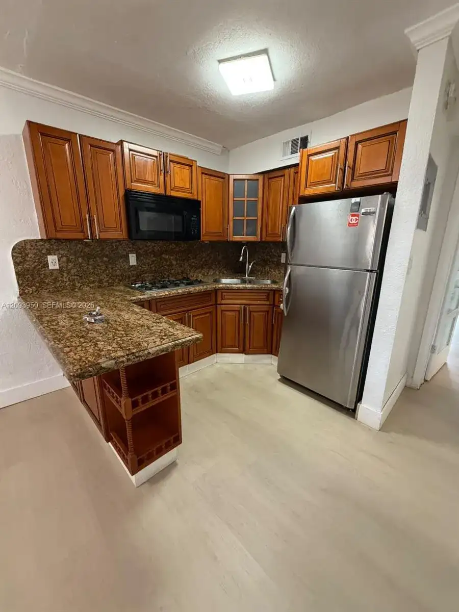 1330 W 54th St # 310C, Hialeah FL 33012 photo 2