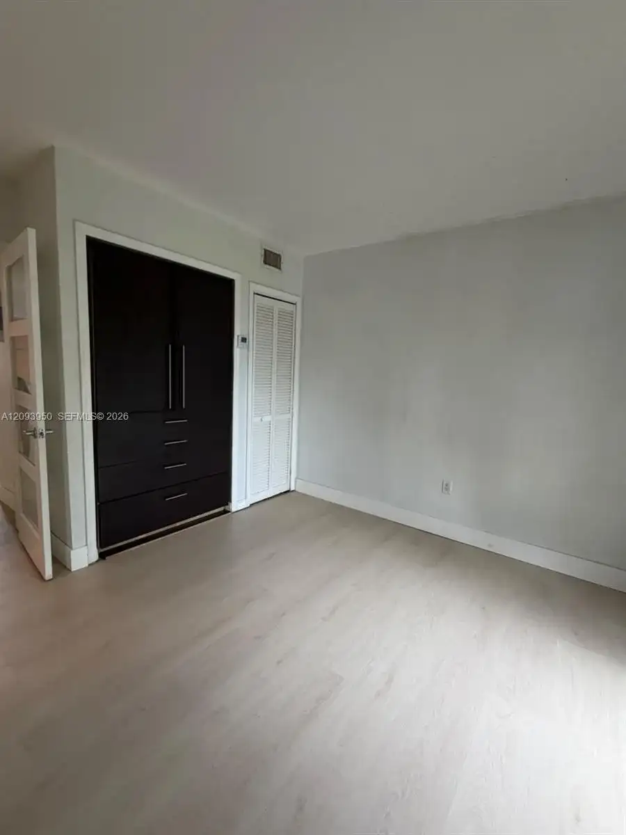 1330 W 54th St # 310C, Hialeah FL 33012 photo 4