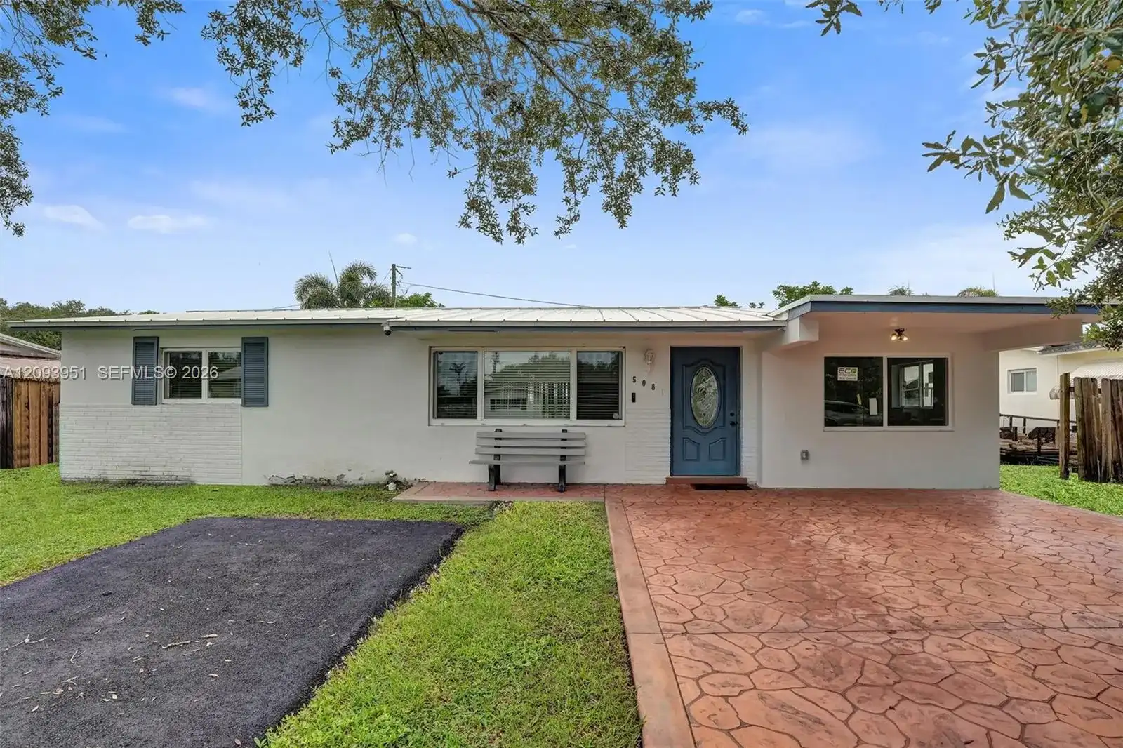 5081 SW 94th Way, Cooper City FL 33328