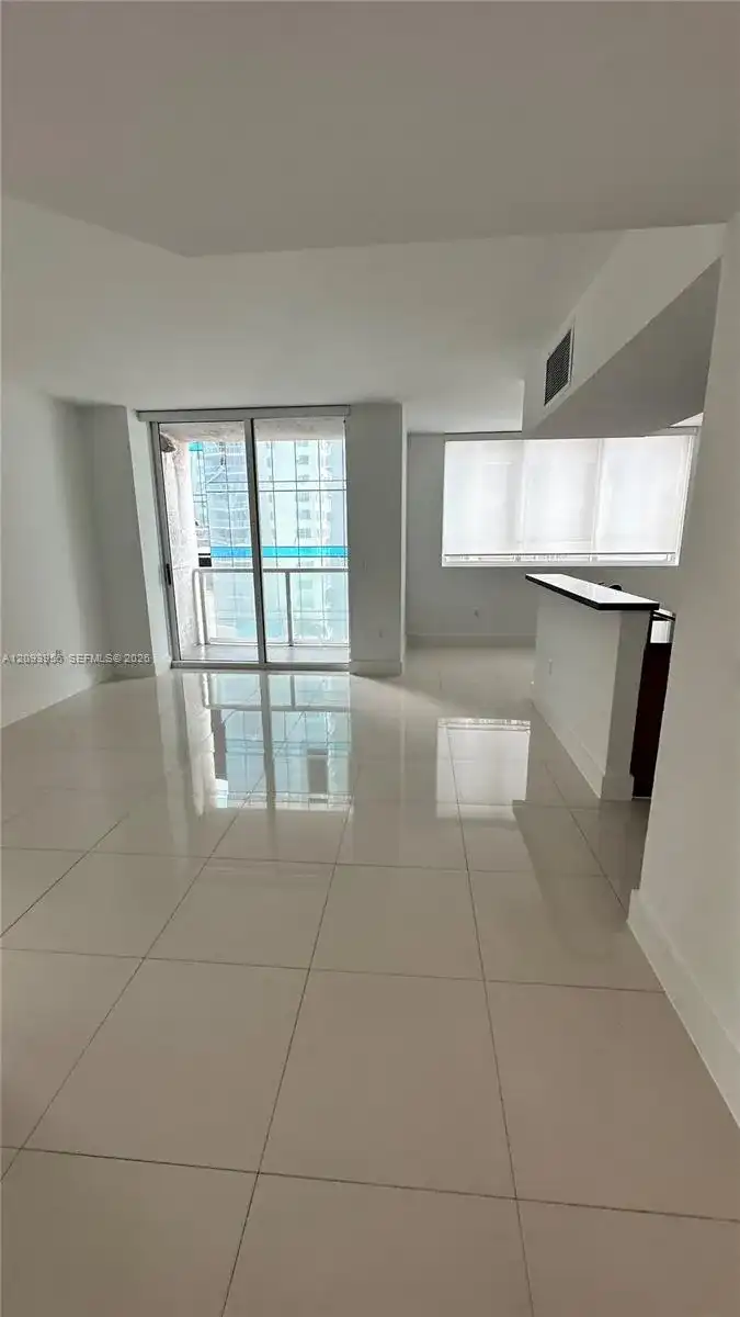 244 Biscayne Blvd # 1608, Miami FL 33132