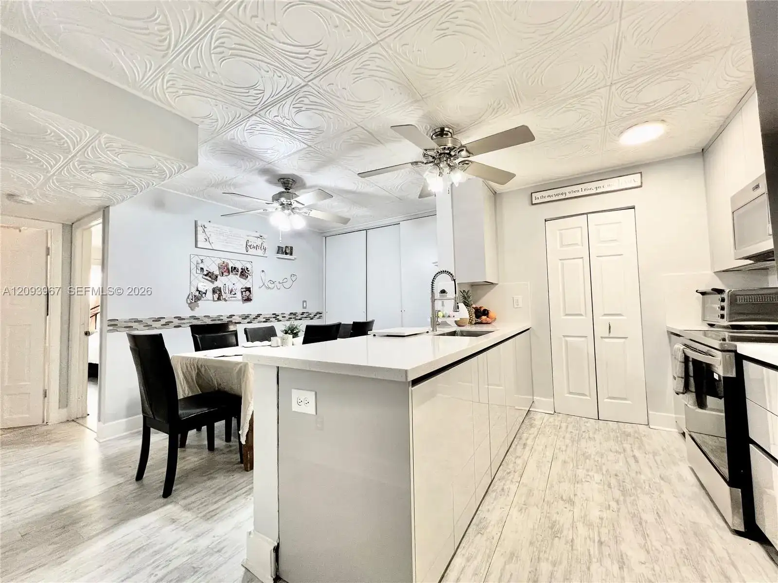 3318 NW 103rd Ave, Sunrise FL 33351 photo 3