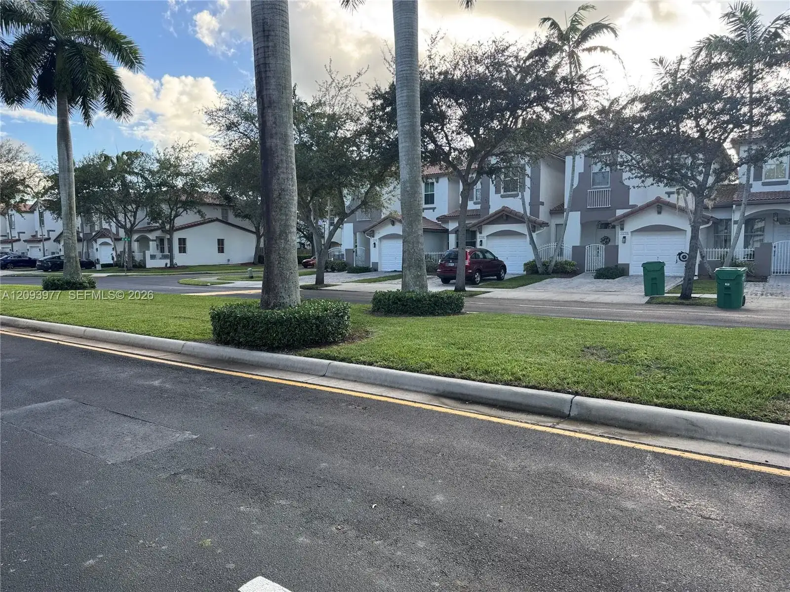 6243 SW 165th Ave, Miami FL 33193 photo 2