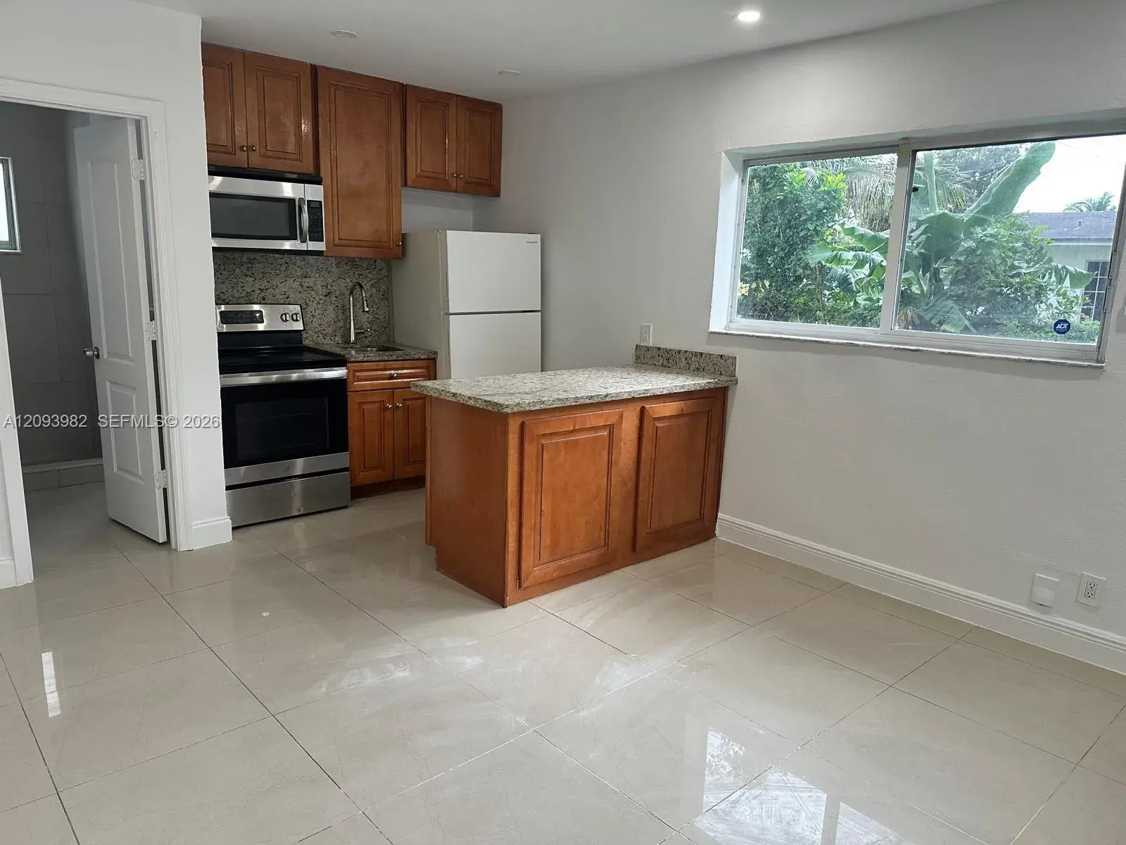 6220 Dawson St # 4, Hollywood FL 33023