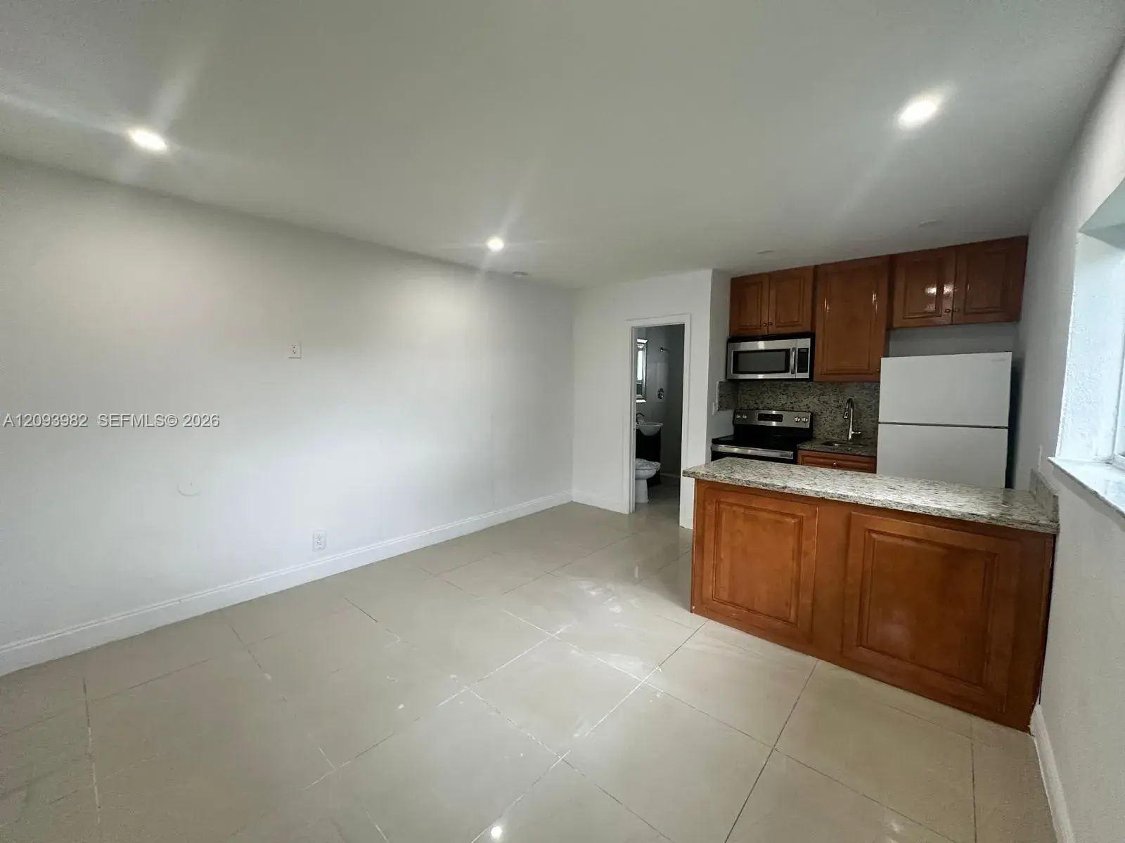 6220 Dawson St # 4, Hollywood FL 33023