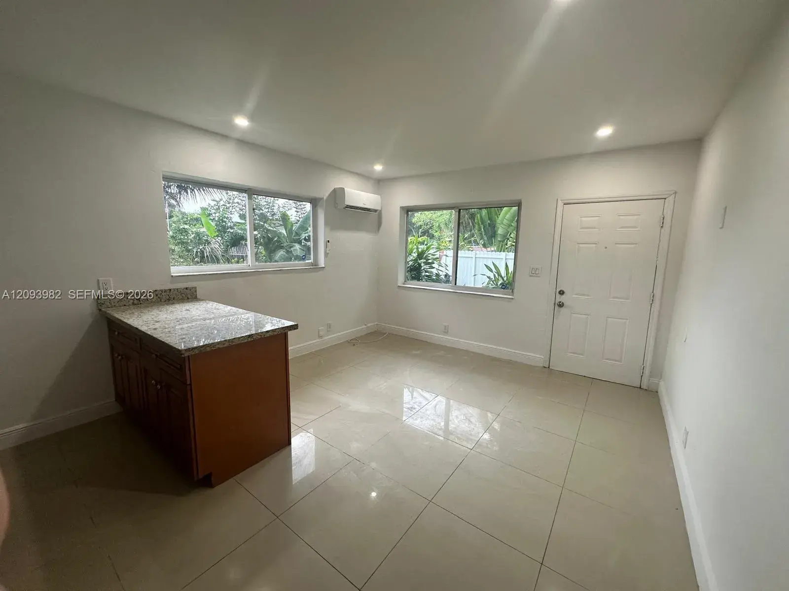 6220 Dawson St # 4, Hollywood FL 33023