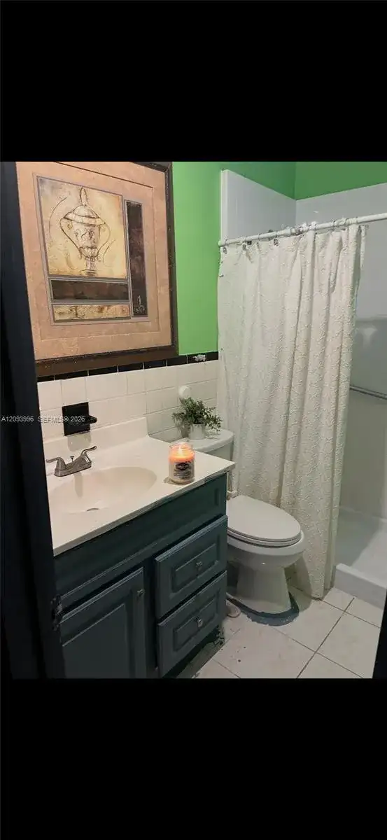 140 NE 17th Ct, Pompano Beach FL 33060 photo 2