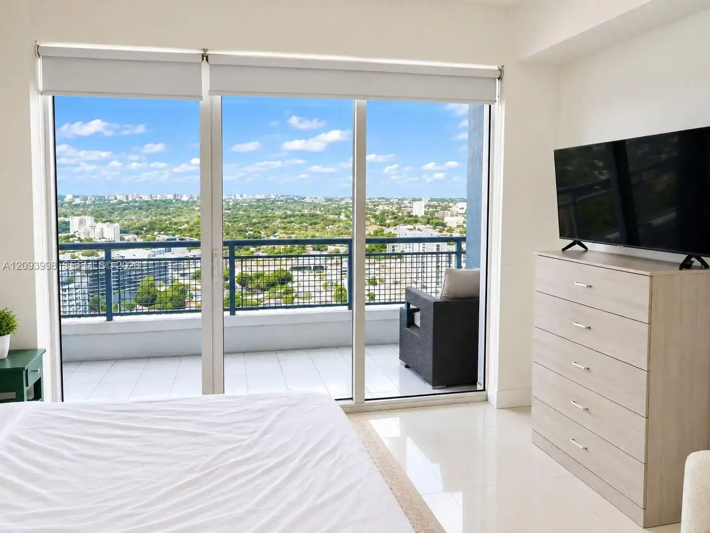 60 SW 13th St # 2409, Miami FL 33130 photo 5