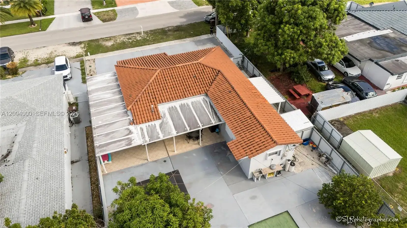 188 E 59th St, Hialeah FL 33013 photo 2