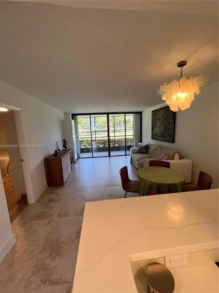 20500 W Country Club Dr # 117, Aventura FL 33180 photo 2