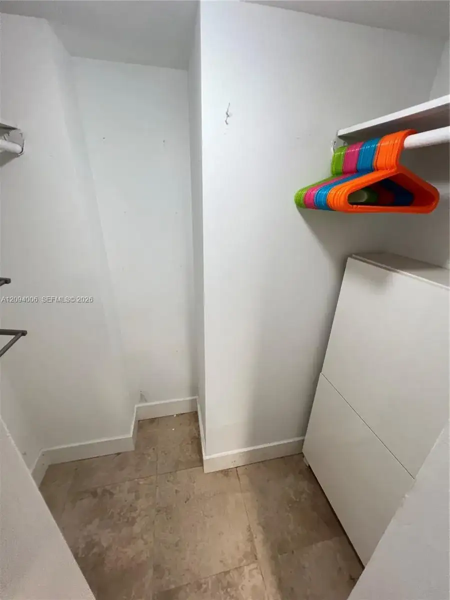 20500 W Country Club Dr # 117, Aventura FL 33180 photo 5