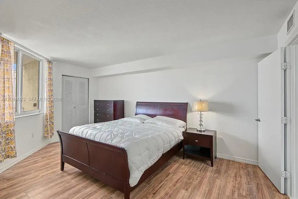 219 NW 12th Ave # 807, Miami FL 33128 photo 4