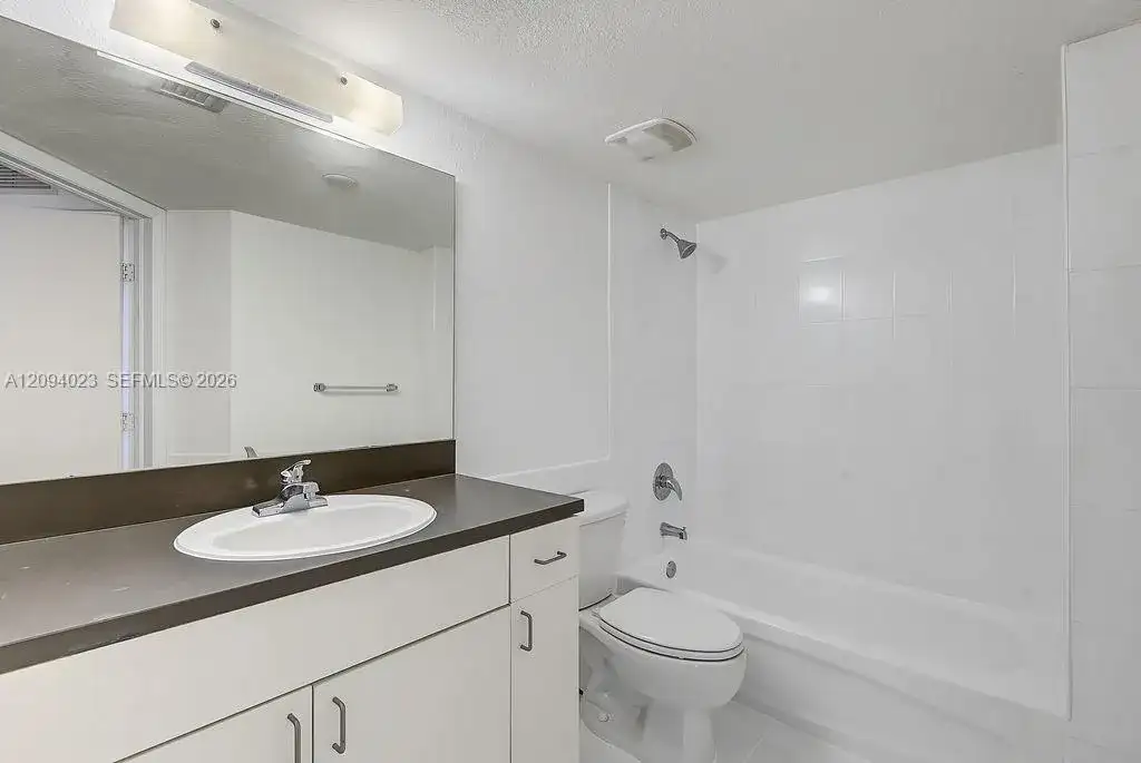 219 NW 12th Ave # 807, Miami FL 33128 photo 5