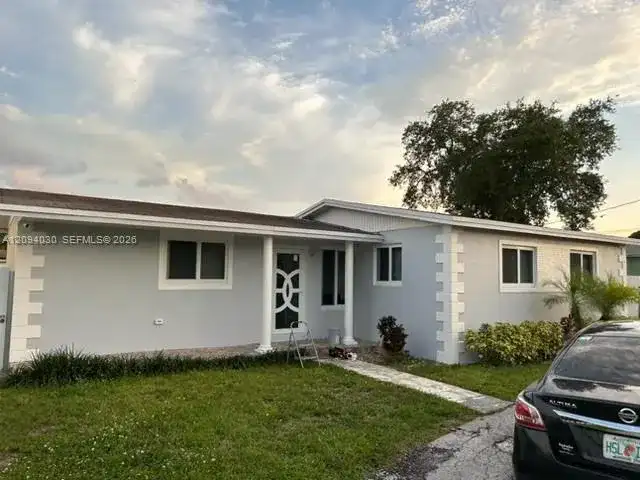 2310 NW 175th St, Miami Gardens FL 33056