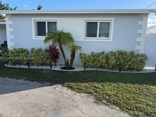 2310 NW 175th St, Miami Gardens FL 33056 photo 2