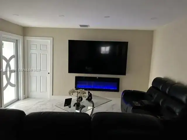 2310 NW 175th St, Miami Gardens FL 33056 photo 3