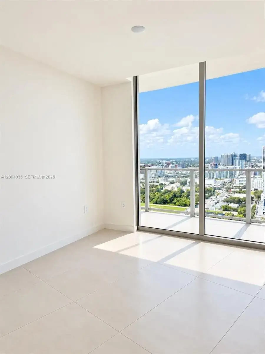 1400 BISCAYNE BLVD # 2907, Miami FL 33132 photo 5