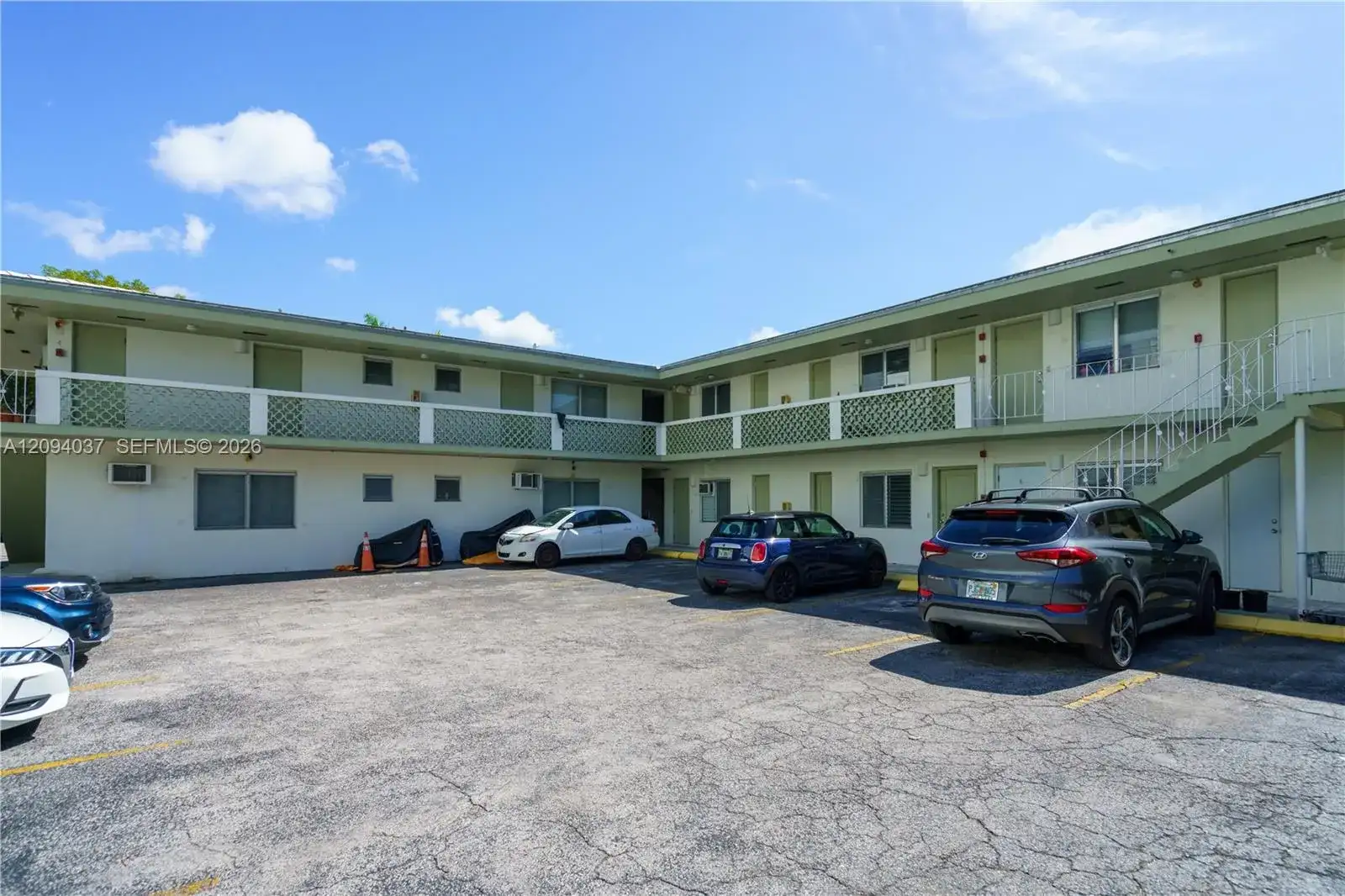 260 Navarre Ave # 11, Coral Gables FL 33134 photo 2