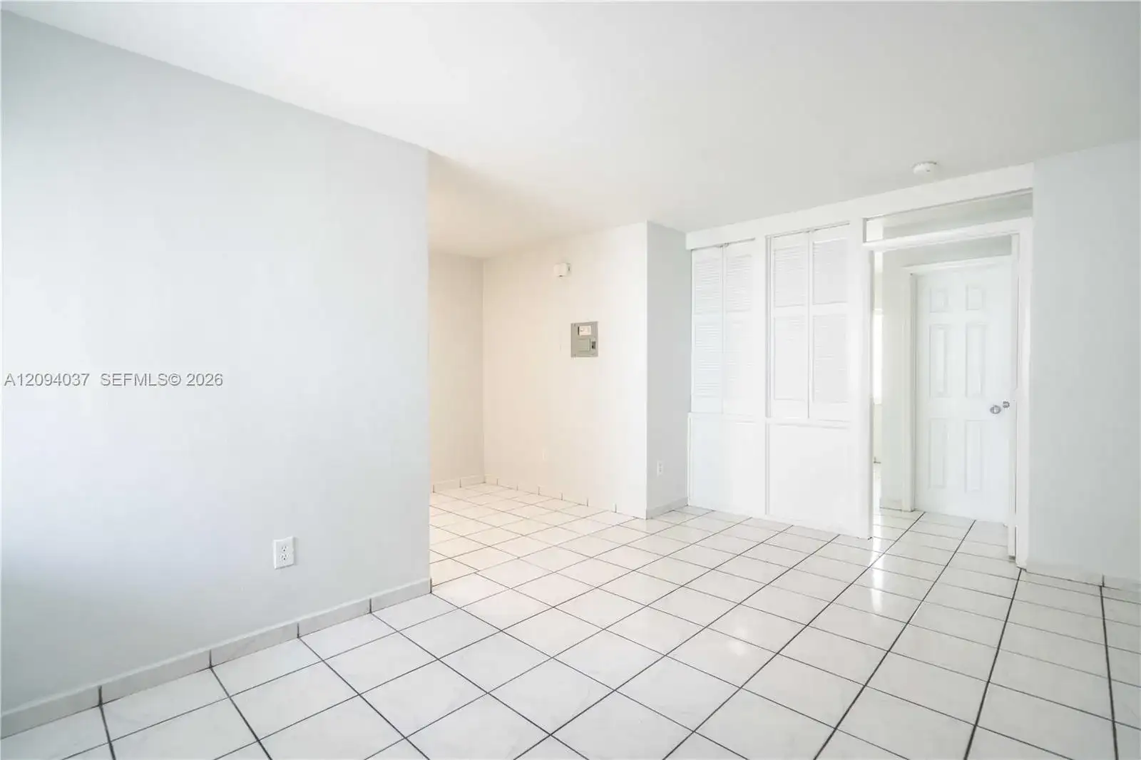 260 Navarre Ave # 11, Coral Gables FL 33134 photo 4