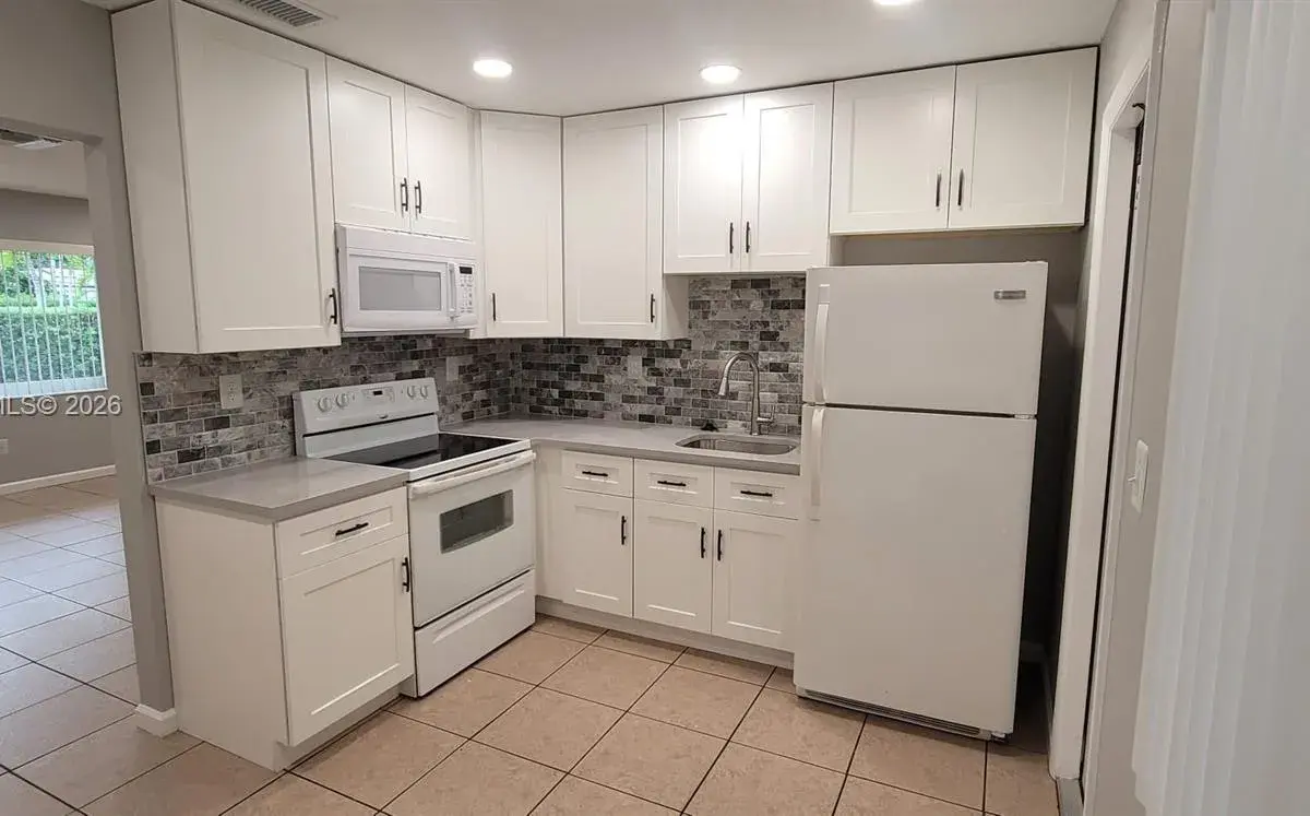 2533 Garfield St # A, Hollywood FL 33020