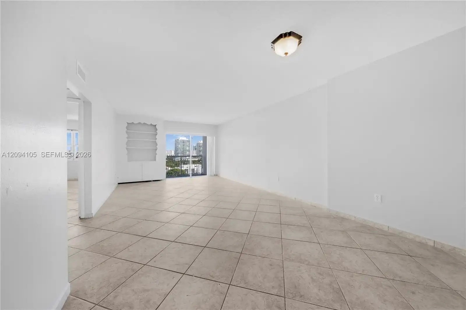 400 Kings Point Dr # 1427, Sunny Isles Beach FL 33160
