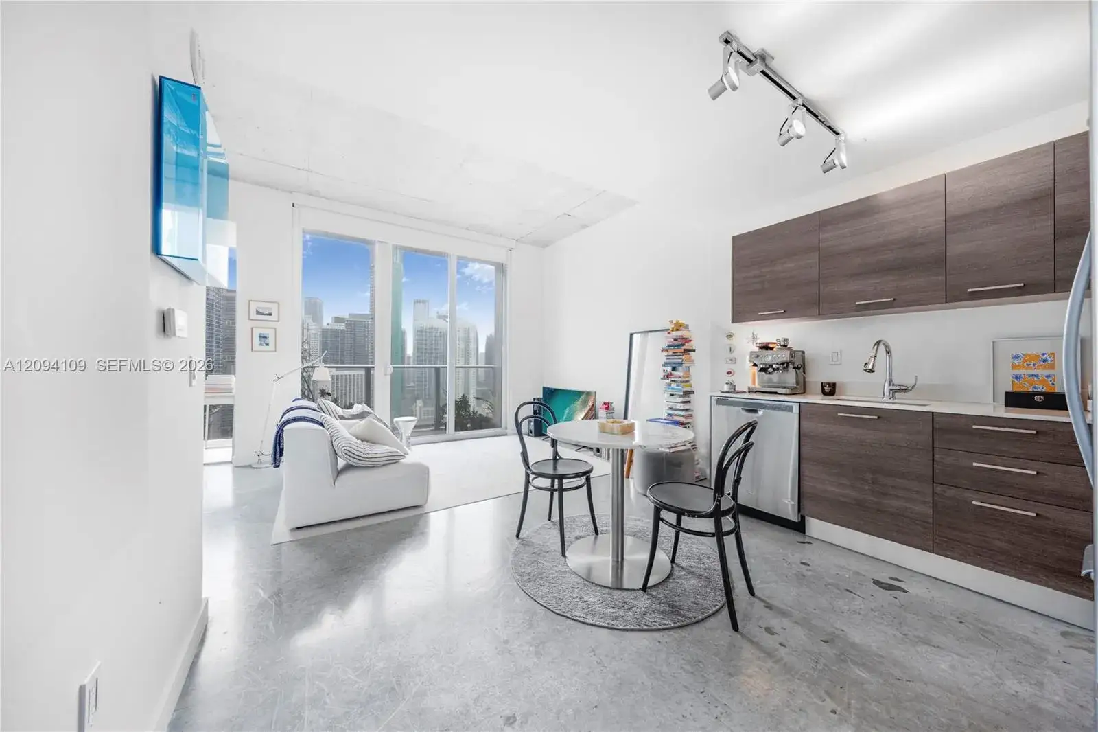151 SE 1st St # 2503, Miami FL 33131
