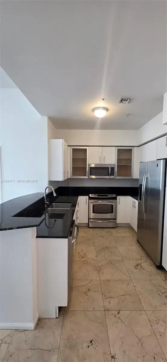 7900 Harbor Island Dr, North Bay Village FL 33141 photo 2
