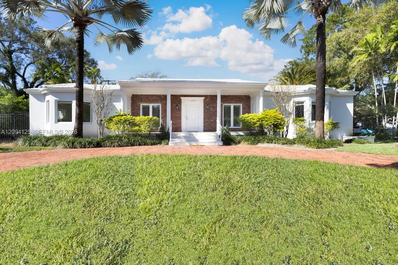 4404 Alhambra Cir, Coral Gables FL 33146 photo 3