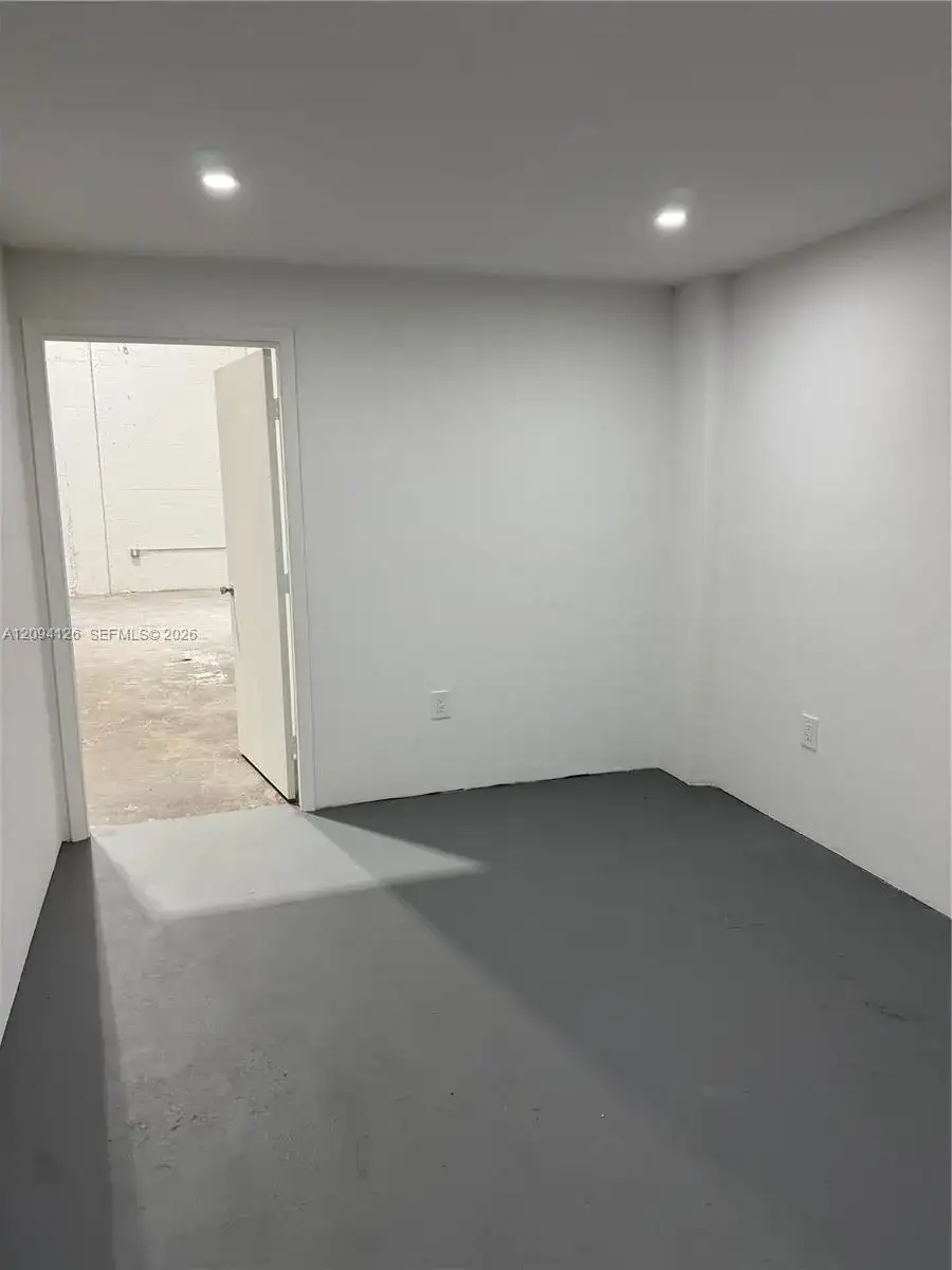 16599 SW 117th Ave # 1D, Miami FL 33177 photo 2