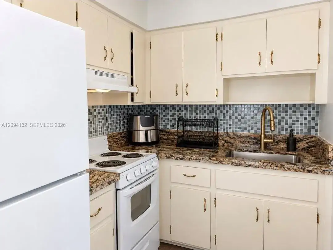 1816 E Oakland Park Blvd # 78, Oakland Park FL 33306 photo 3
