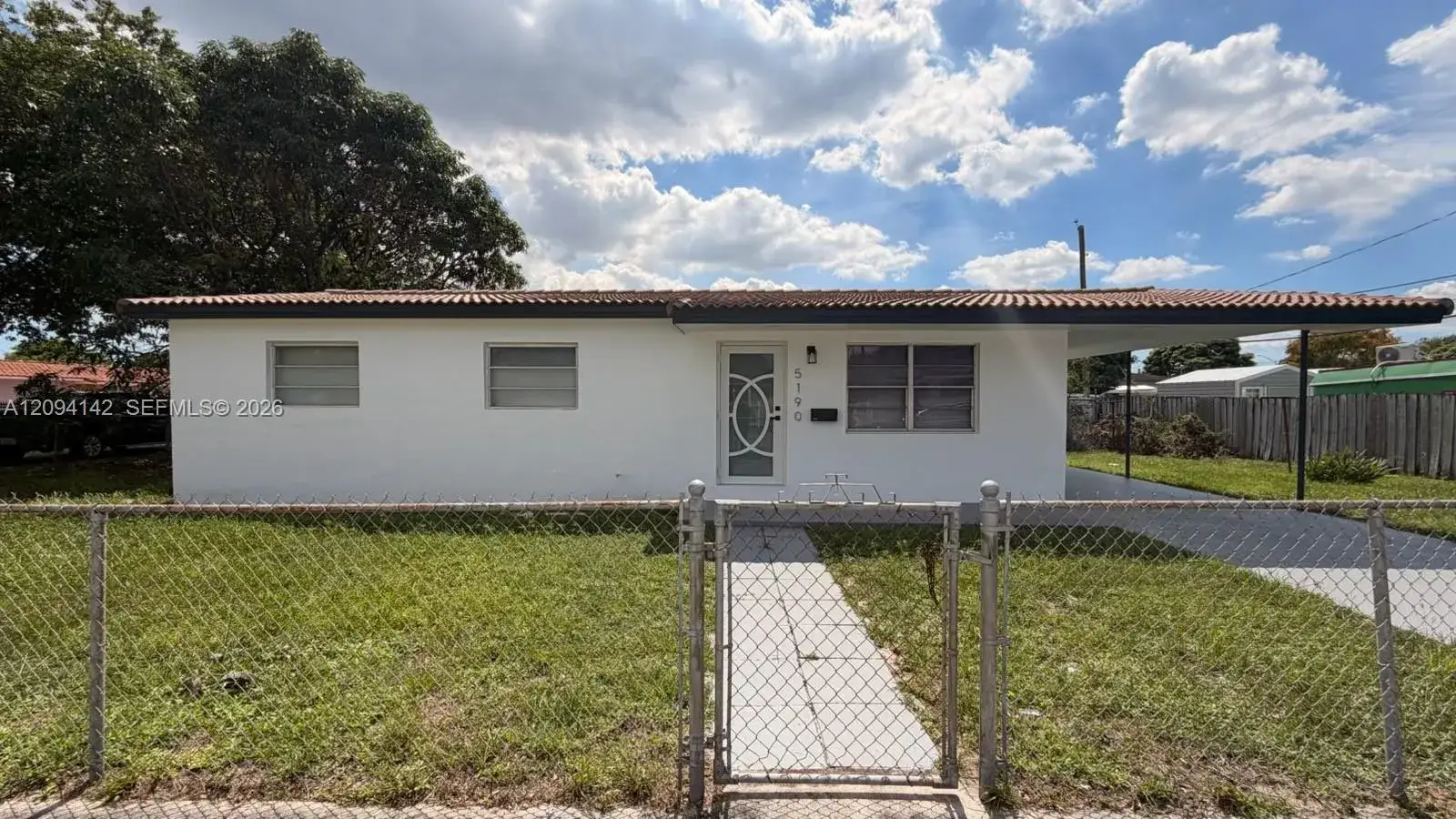 5190 E 8th Ln, Hialeah FL 33013