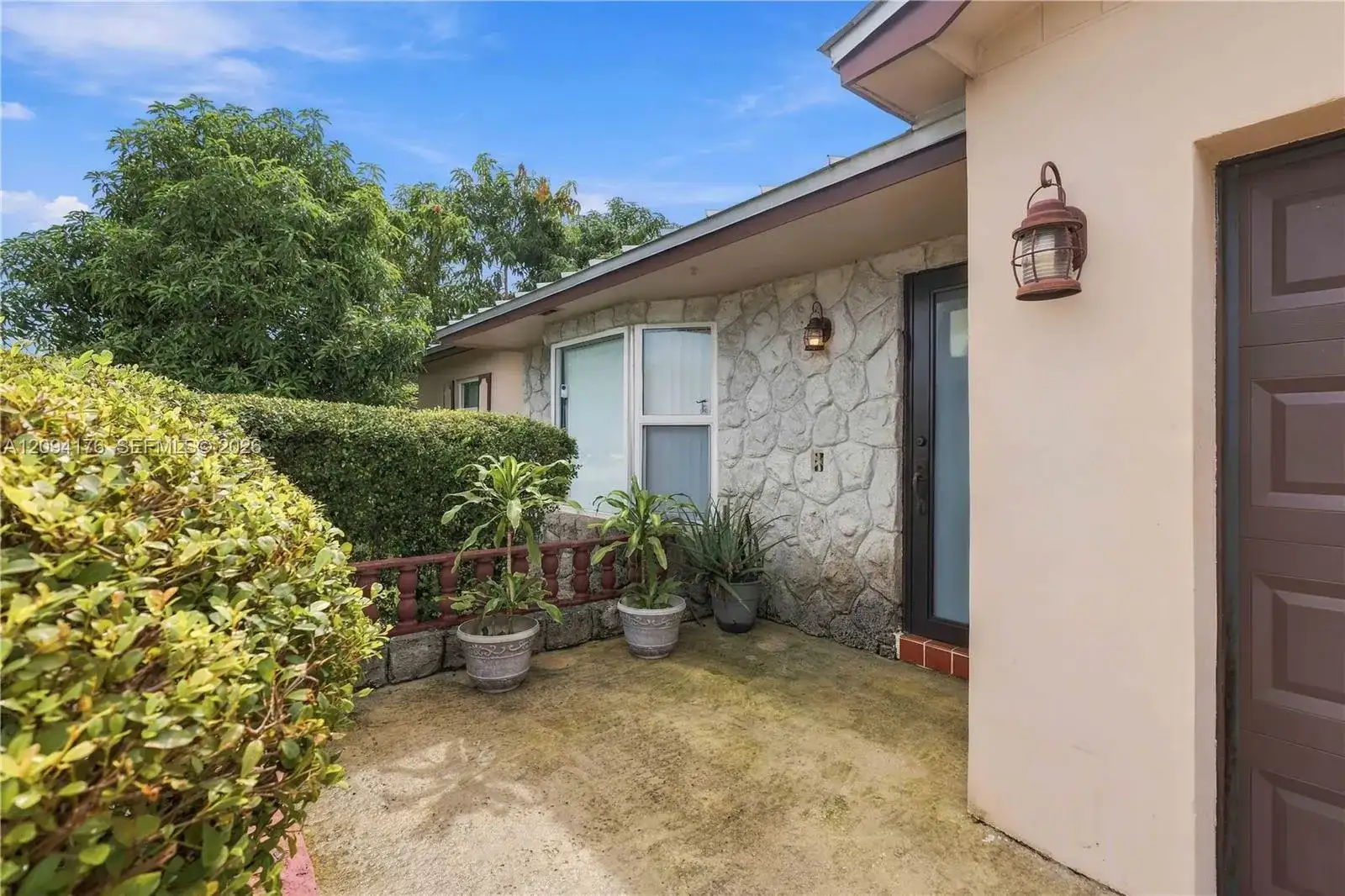 6924 NW 9th St, Margate FL 33063 photo 4