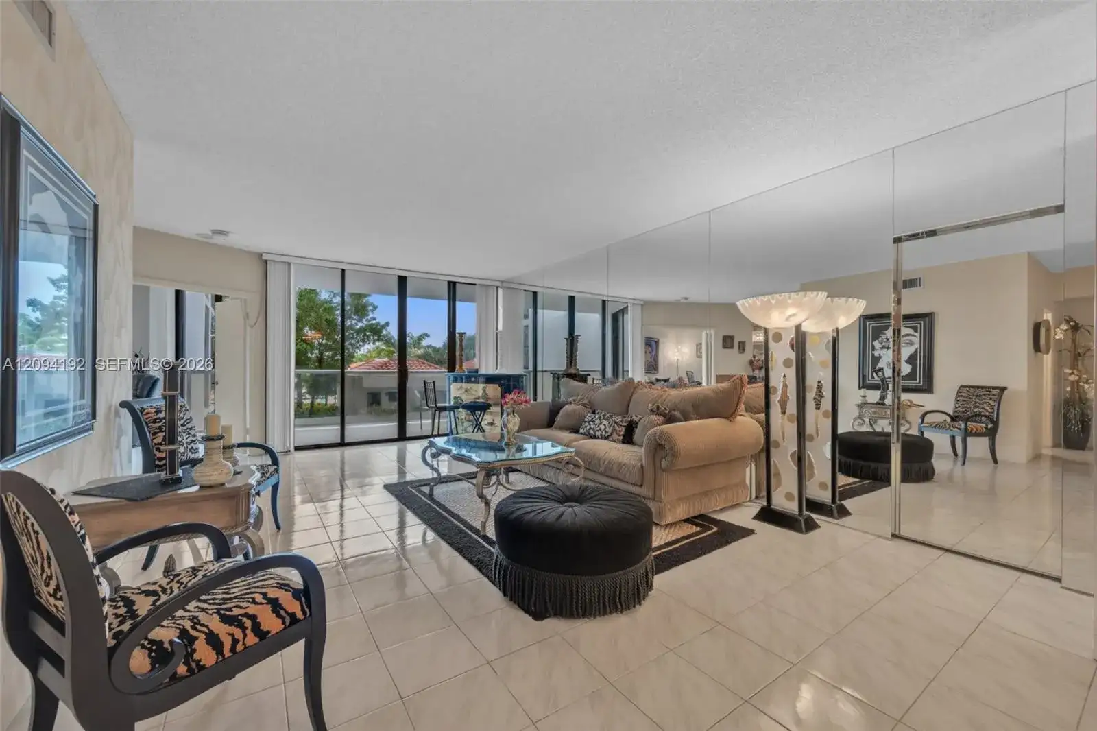 20281 E Country Club Dr # 305, Aventura FL 33180 photo 3