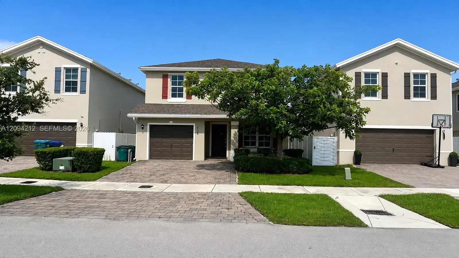 619 NE 4th St, Florida City FL 33034