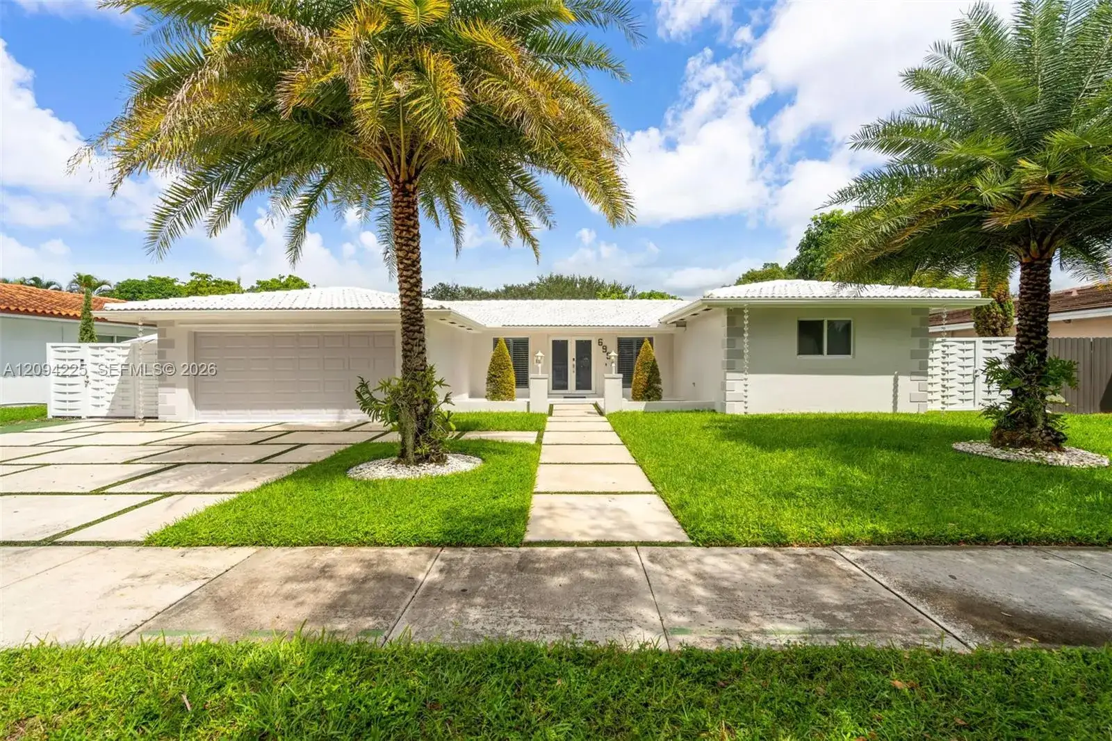 6951 S Miami Lakeway S, Miami Lakes FL 33014