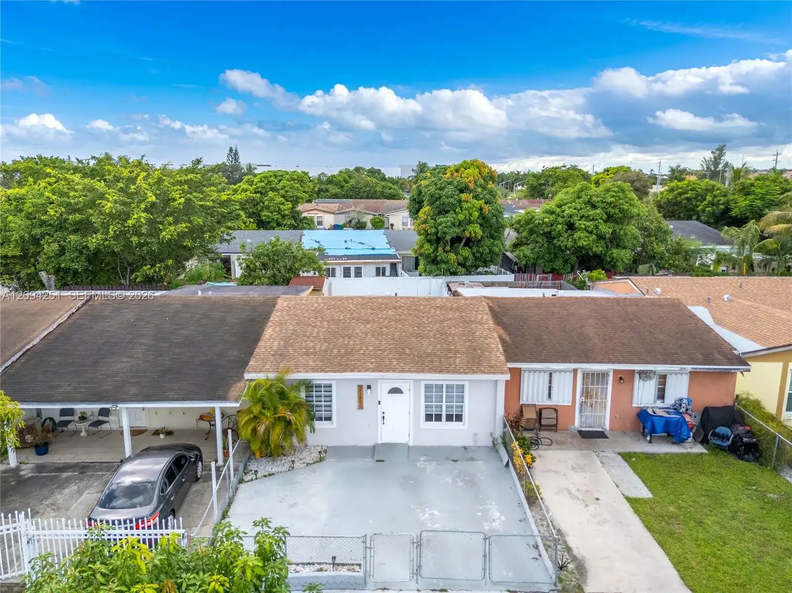 21466 NW 40th Cir Ct, Miami Gardens FL 33055 photo 2