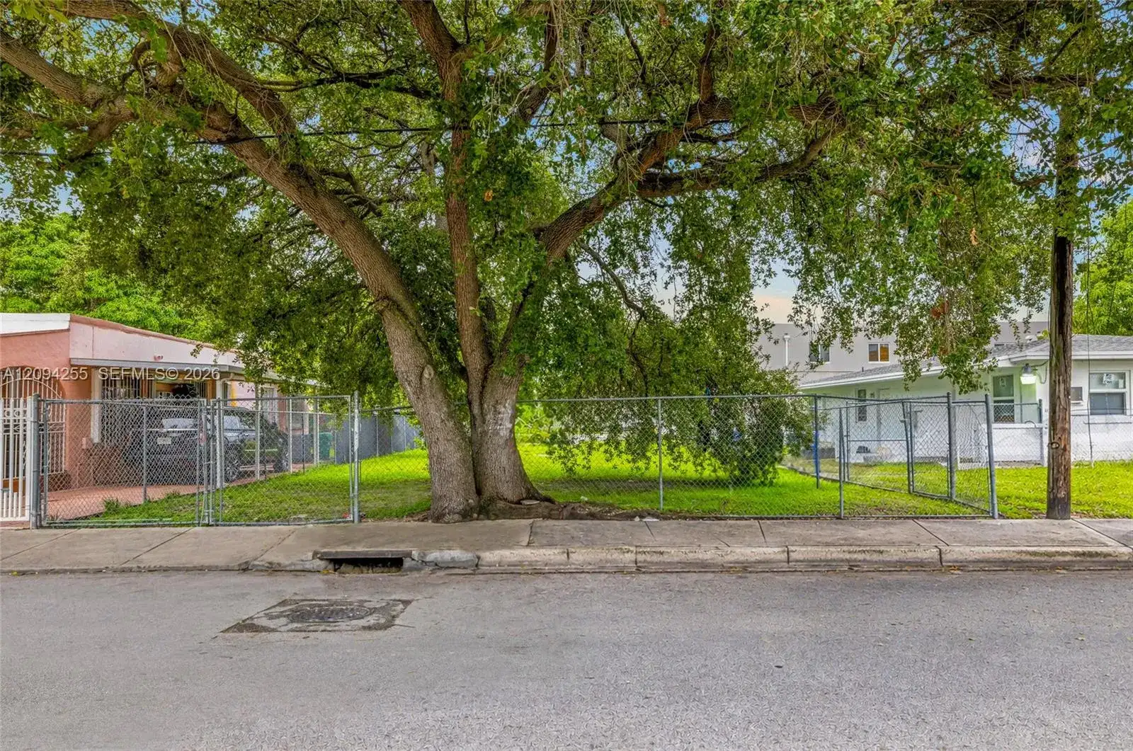 1827 SW 3rd St, Miami FL 33135 photo 3