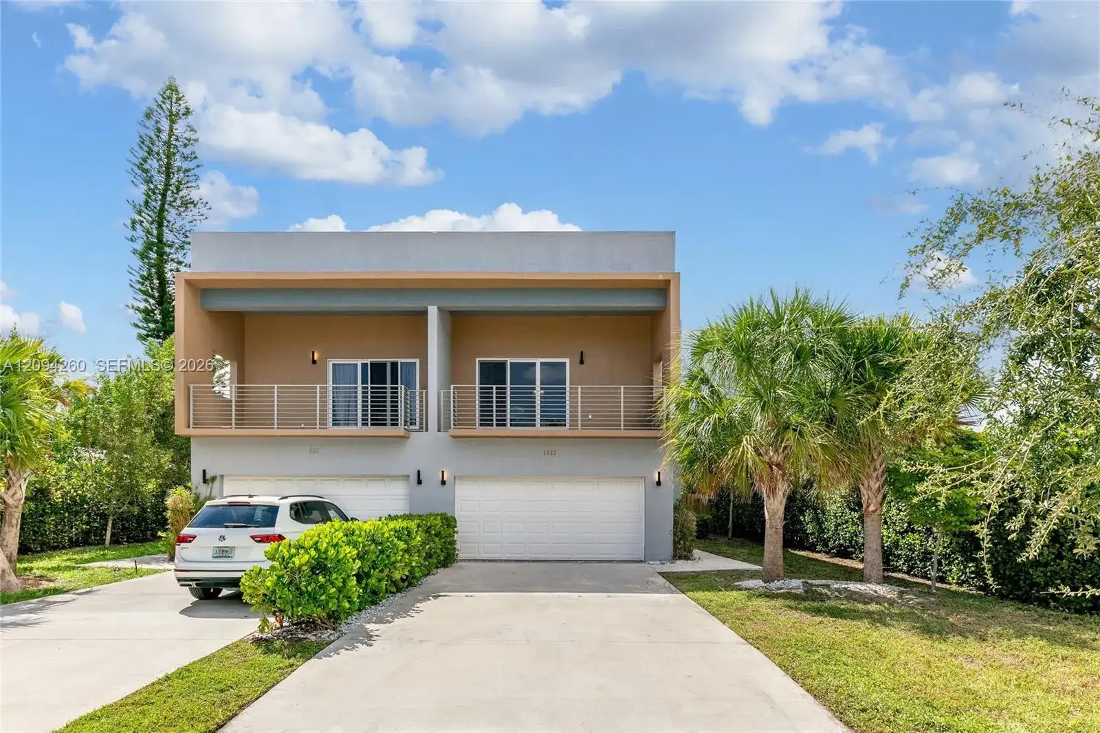 1123 NE 23rd Ter, Pompano Beach FL 33062 photo 2