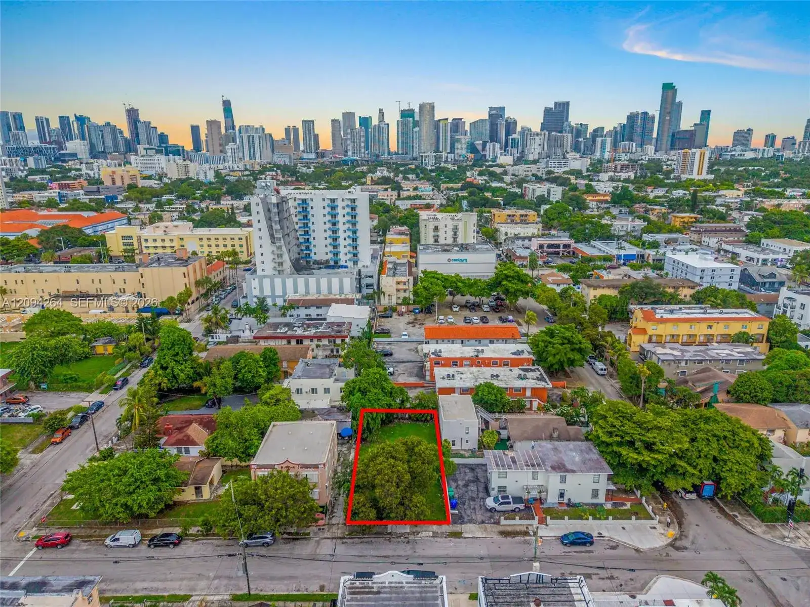 329 SW 11th Ave, Miami FL 33130 photo 3