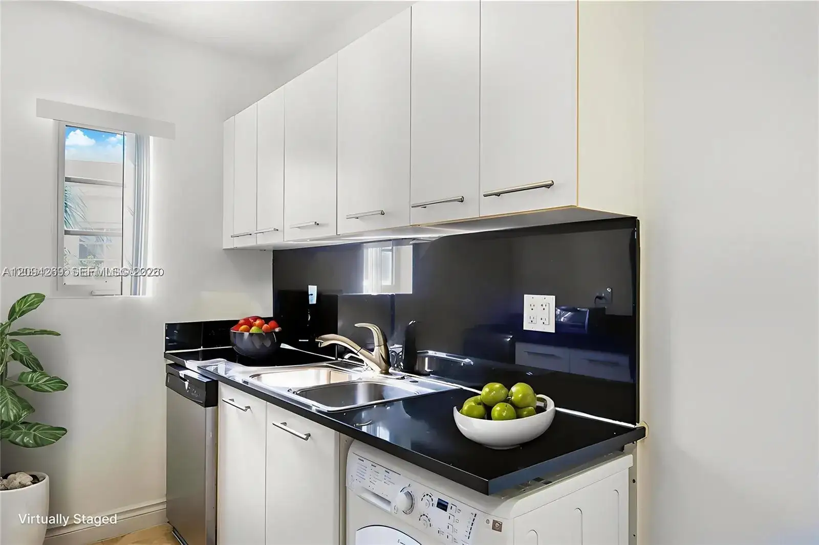 1920 Michigan Ave # 2, Miami Beach FL 33139 photo 4
