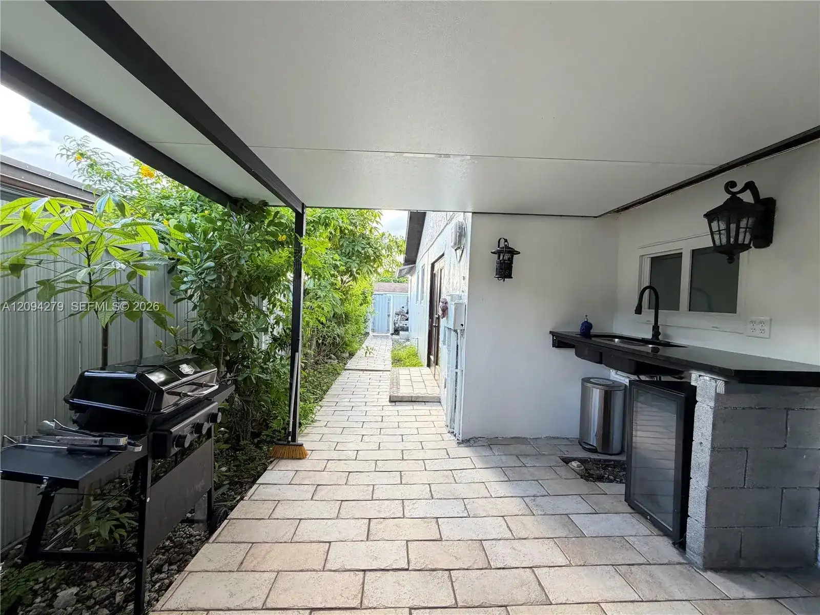 16211 SW 109th Ave, Miami FL 33157 photo 3