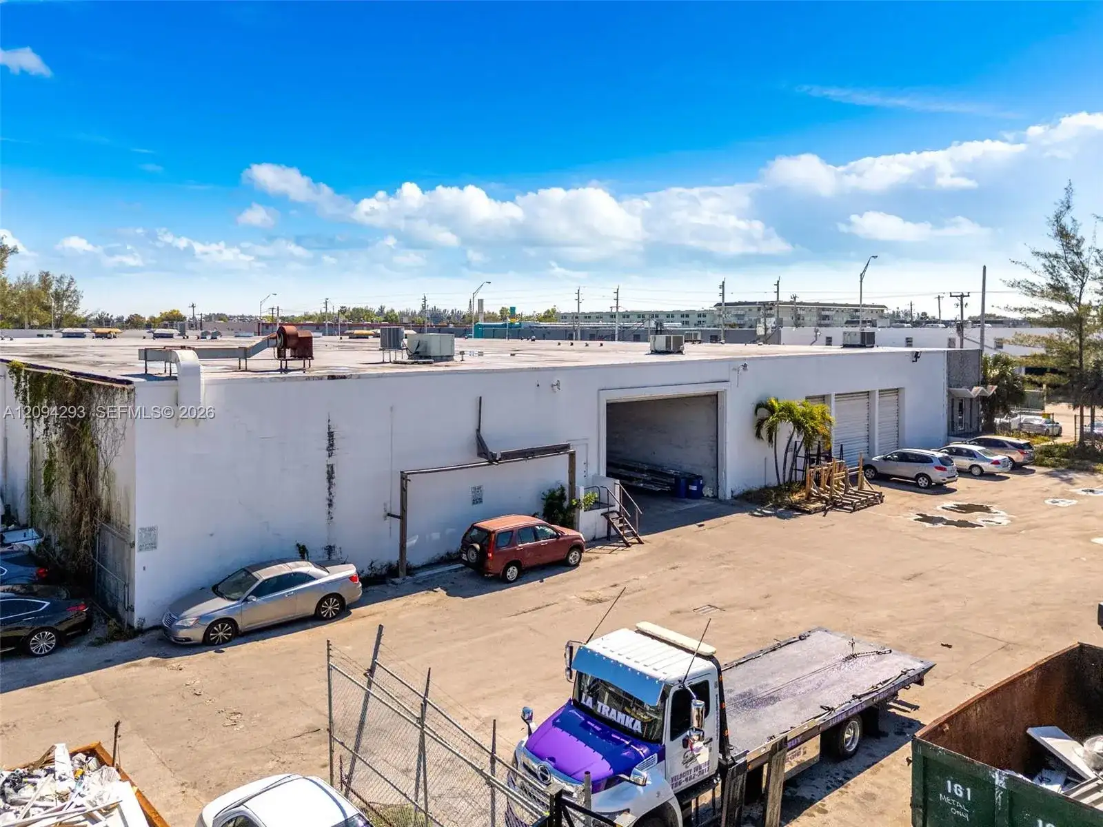 315 W 75th Pl, Hialeah FL 33014 photo 2