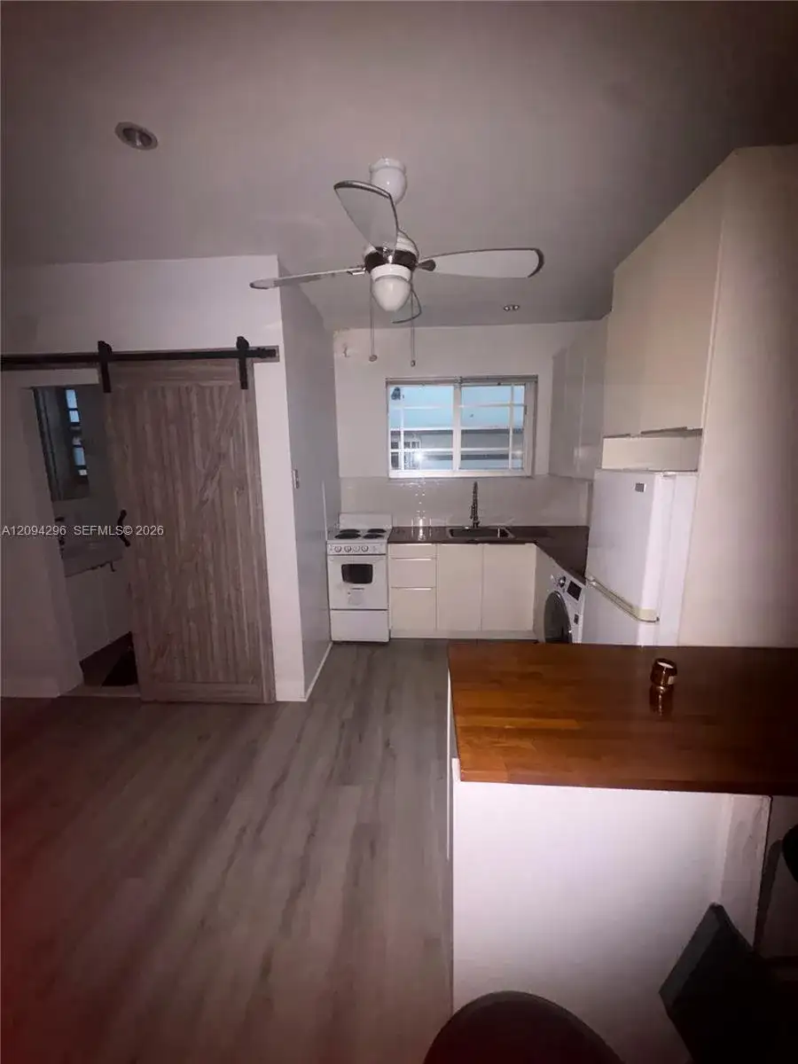 637 12th St # 6, Miami Beach FL 33139 photo 2