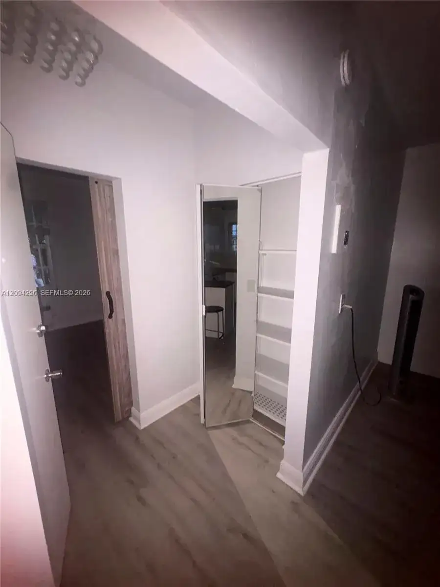 637 12th St # 6, Miami Beach FL 33139 photo 5
