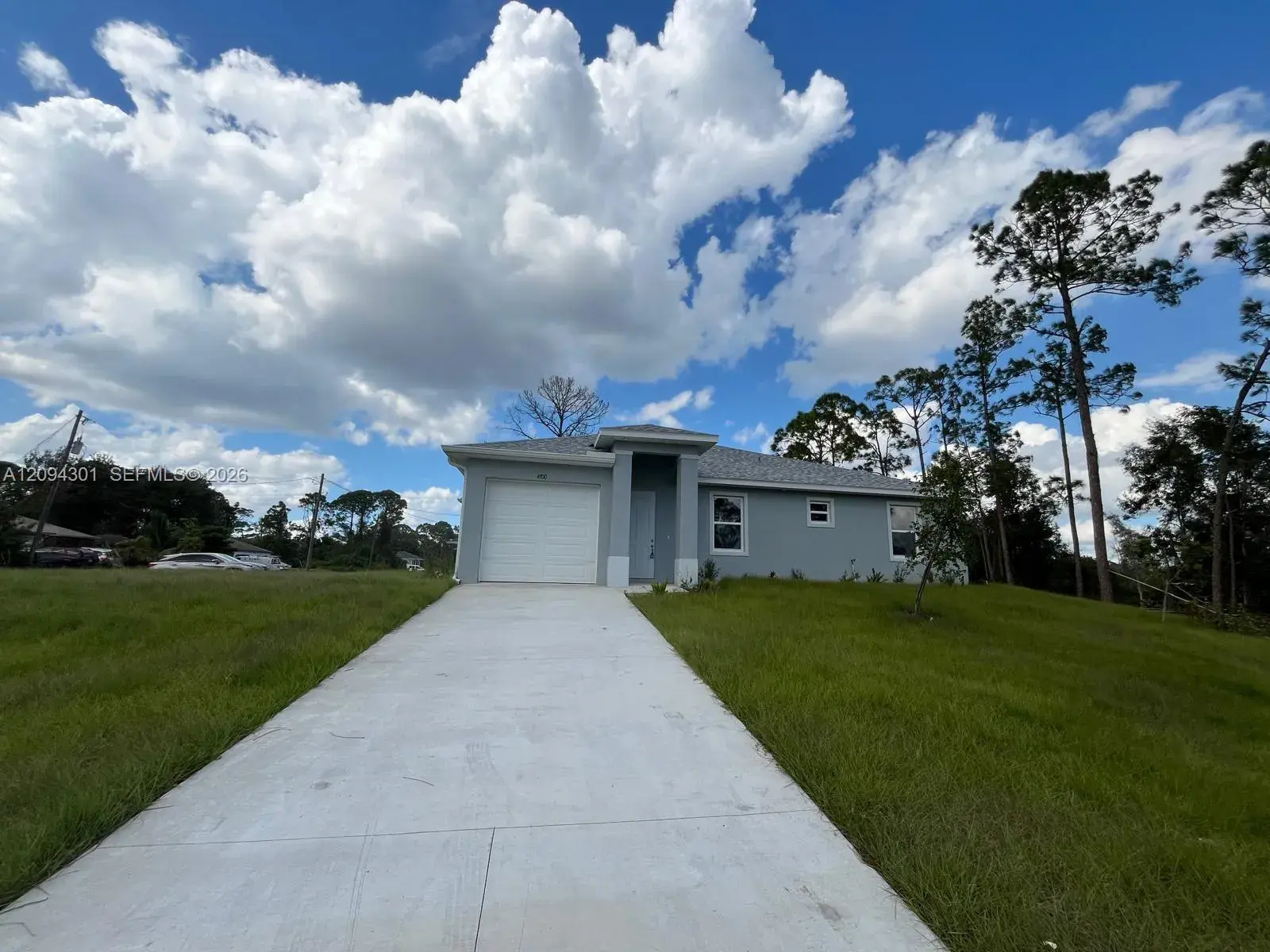 4700 29th St SW # 4700, Lehigh Acres FL 33973