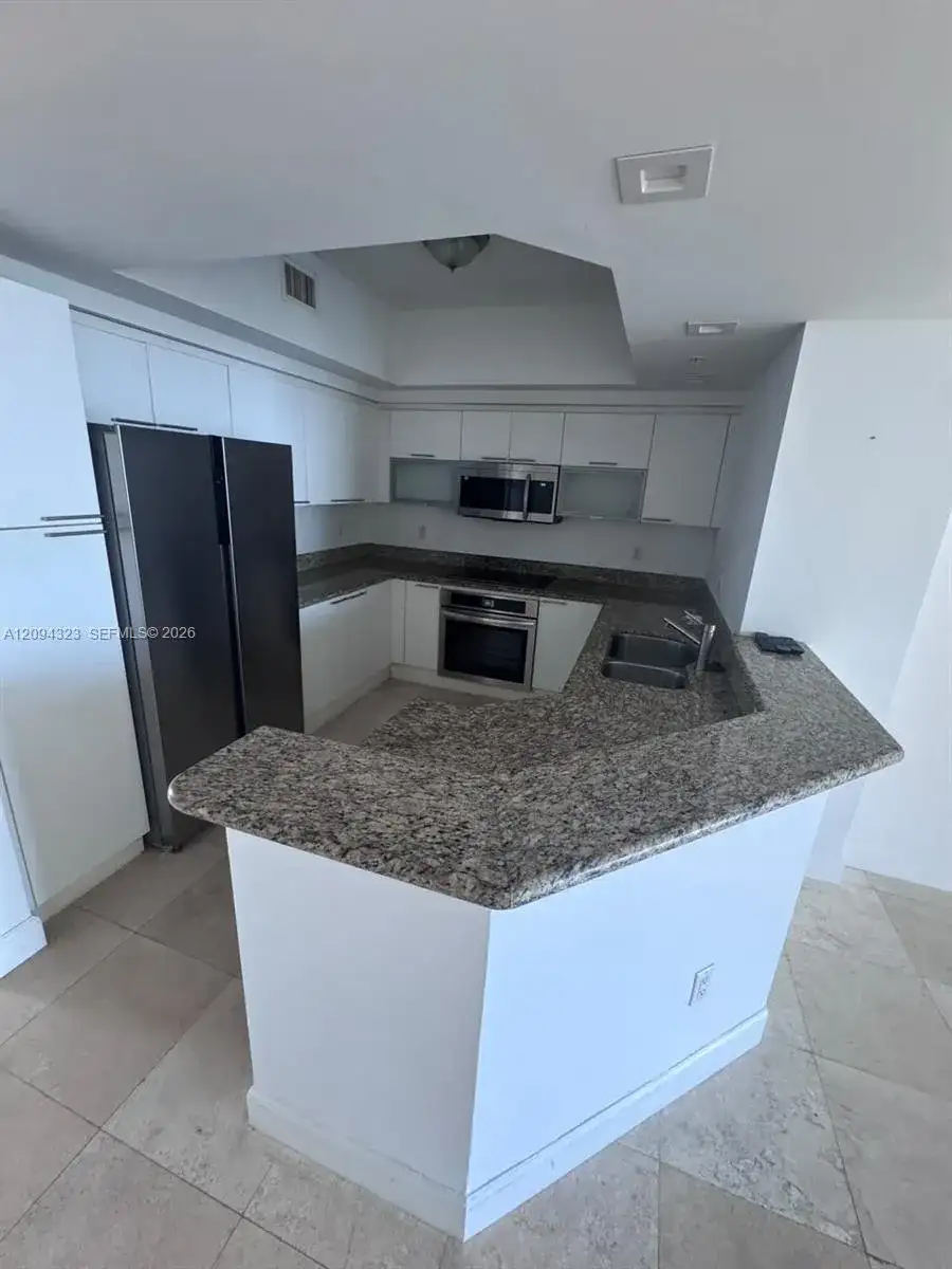 15051 Royal Oaks Ln # 701, North Miami FL 33181 photo 5